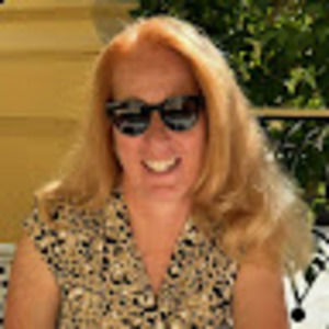 Meet your Posher, Deanna